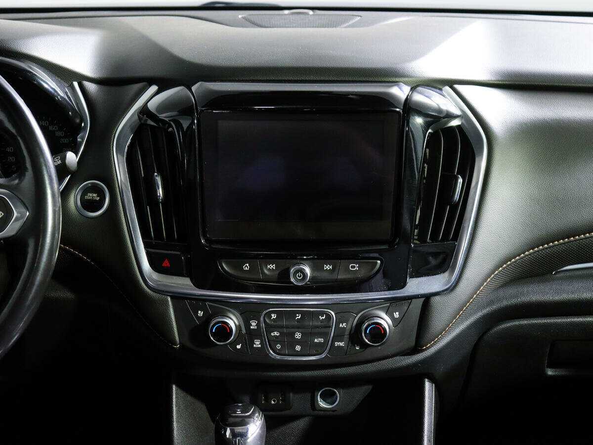 Купить Chevrolet Traverse с пробегом. Фото: #13