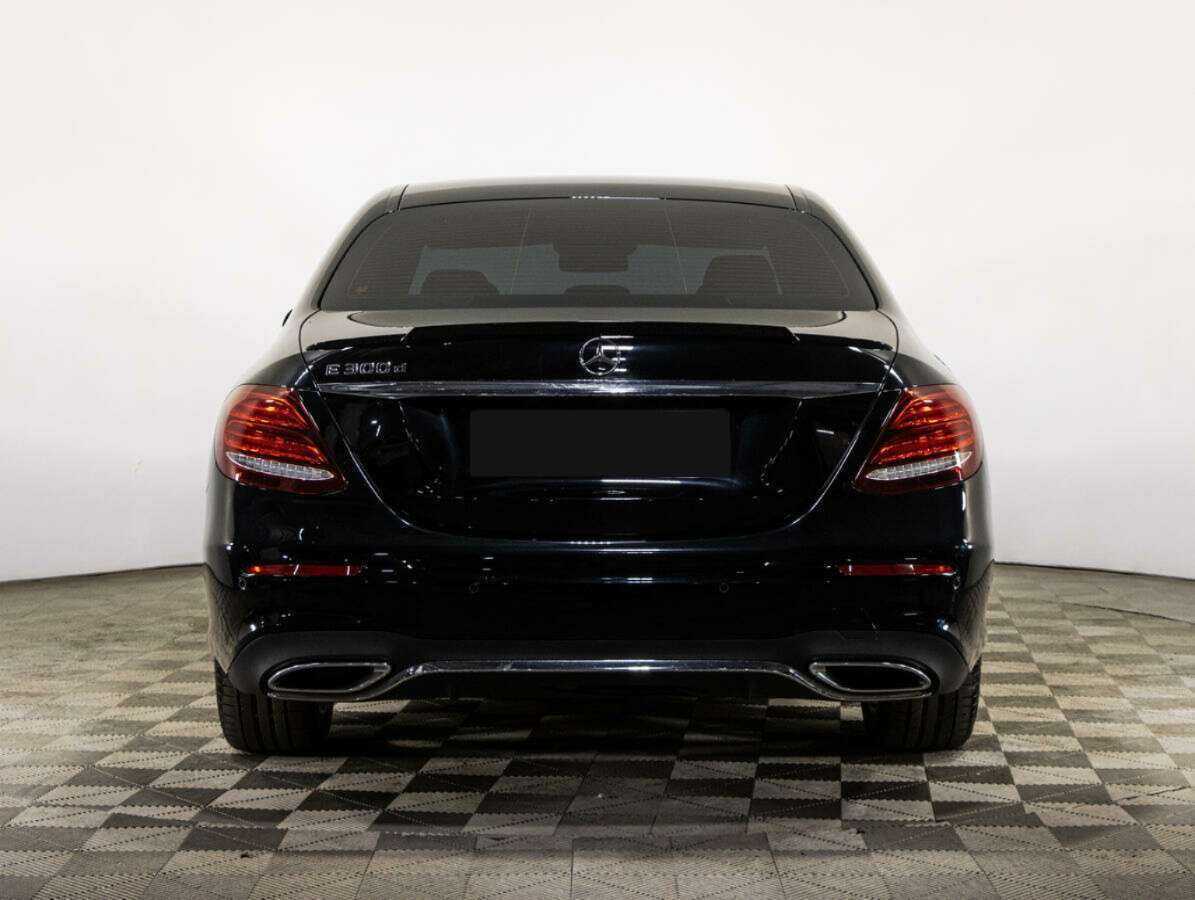 Купить Mercedes-Benz E-Класс с пробегом. Фото: #4