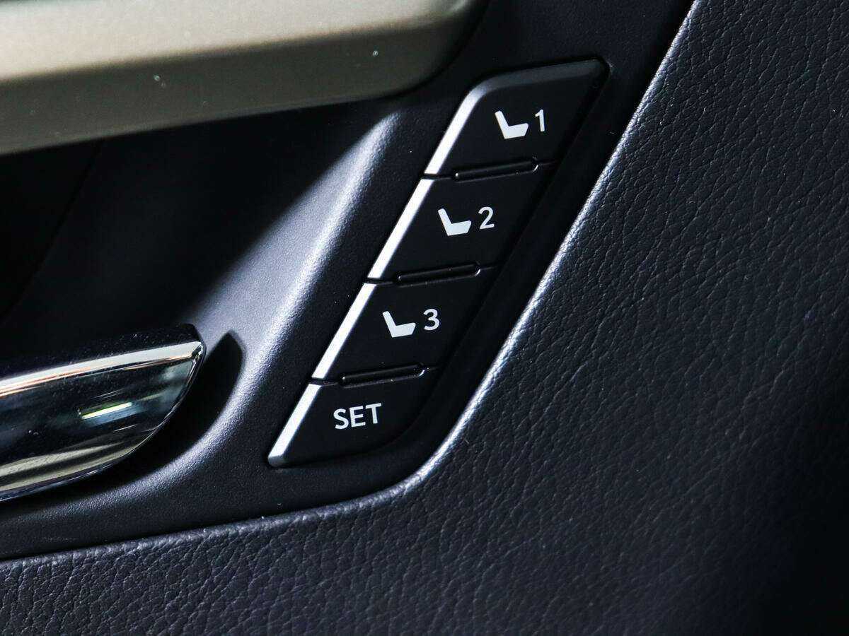 Купить Lexus RX с пробегом. Фото: #21