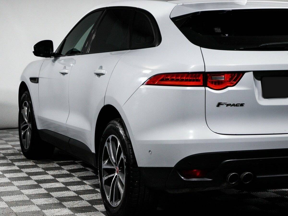 Купить Jaguar F-Pace с пробегом. Фото: #14