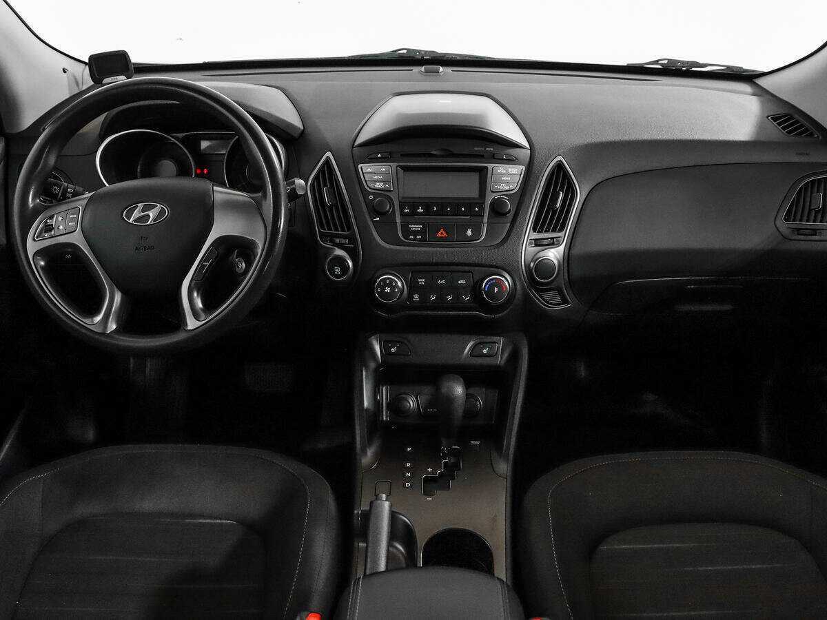 Купить Hyundai ix35 с пробегом. Фото: #11