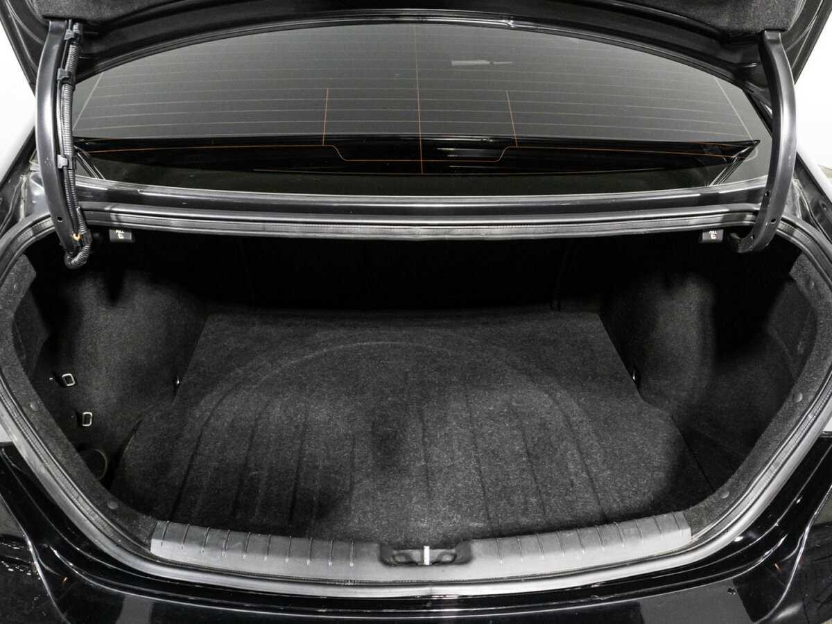 Купить Hyundai Elantra с пробегом. Фото: #14