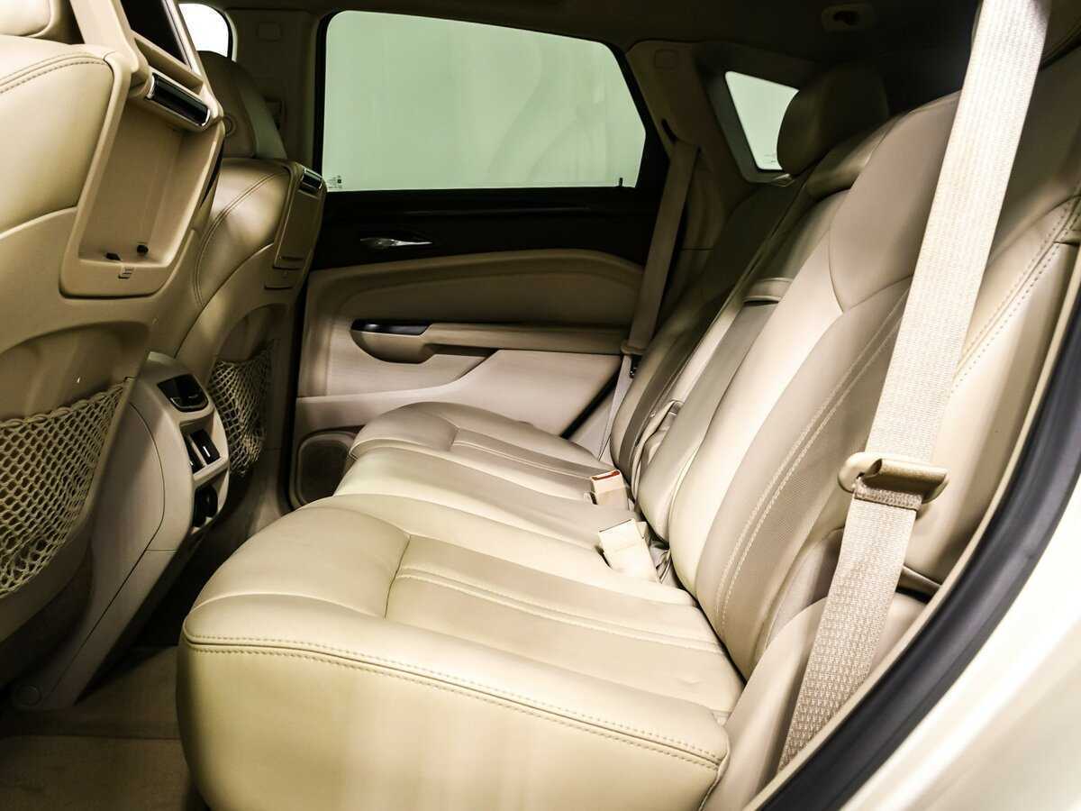 Купить Cadillac SRX с пробегом. Фото: #12