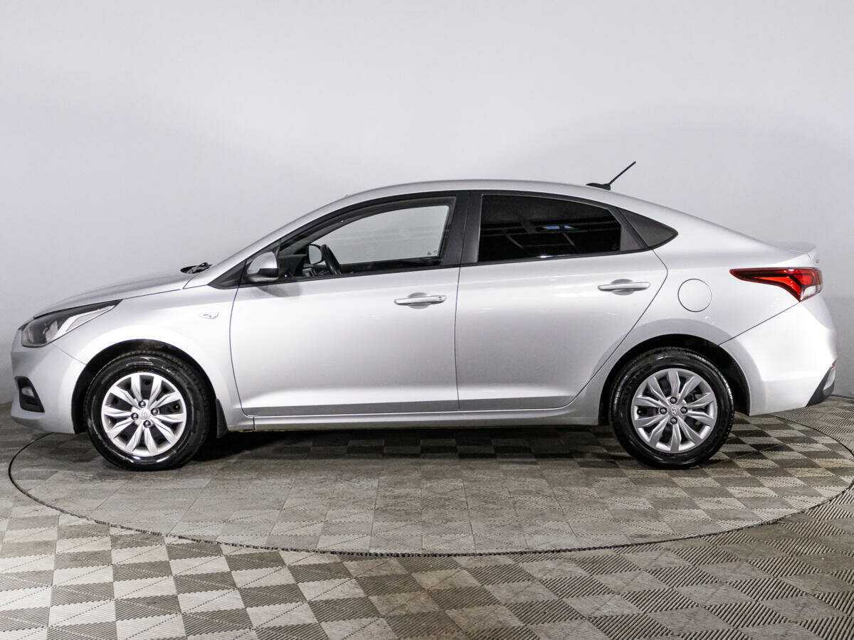 Купить Hyundai Solaris с пробегом. Фото: #7