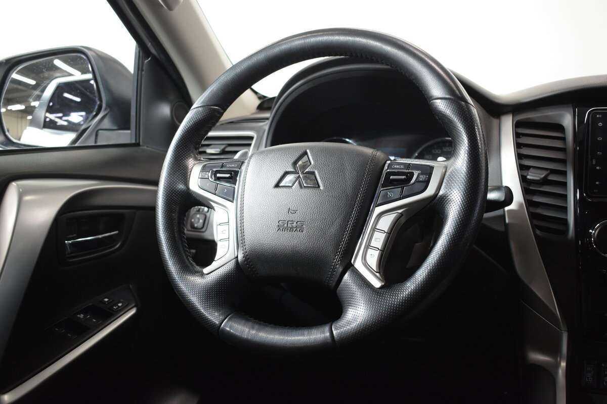 Купить Mitsubishi Pajero Sport с пробегом. Фото: #13