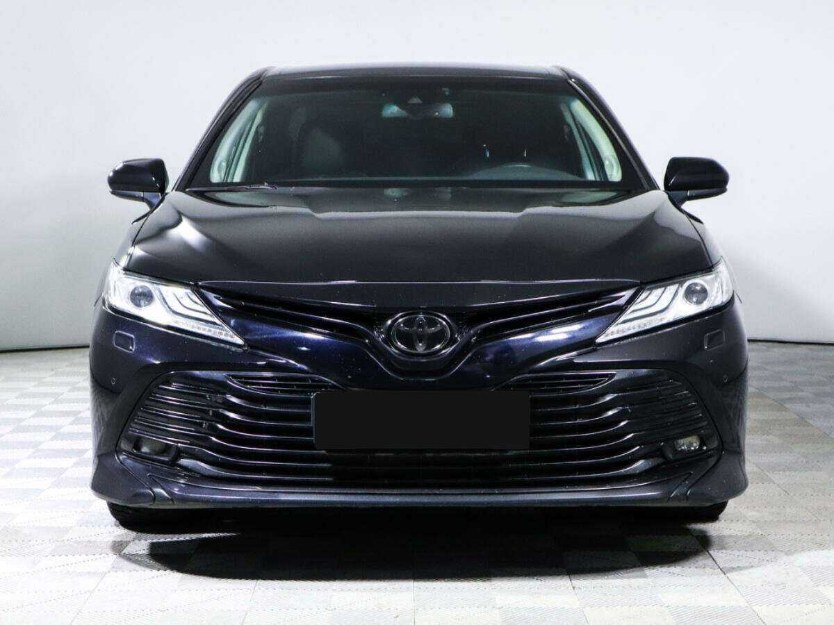 Купить Toyota Camry с пробегом. Фото: #1