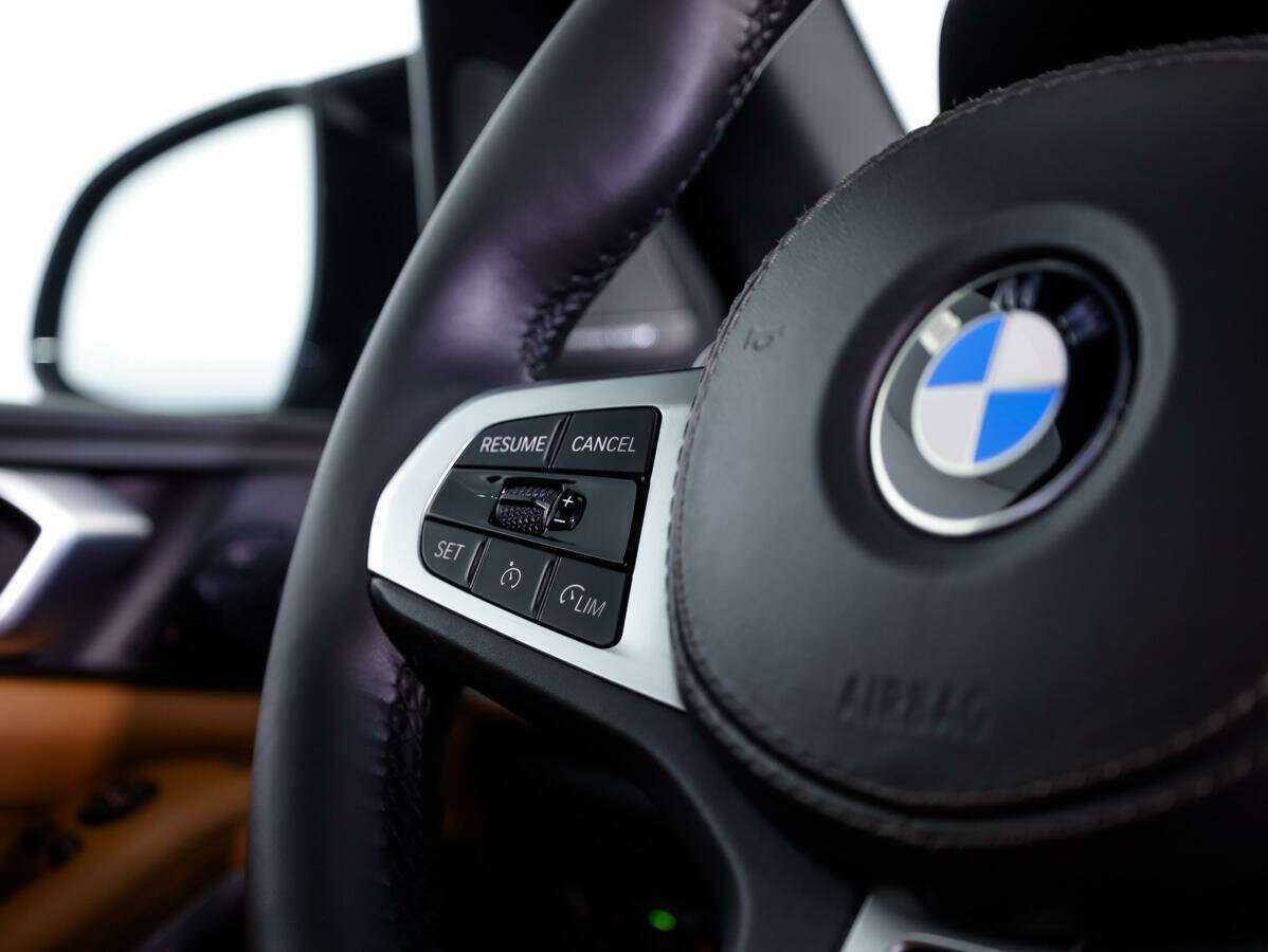 Купить BMW X5 с пробегом. Фото: #10