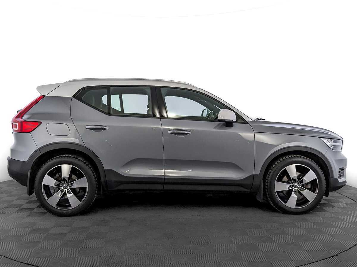 Купить Volvo XC40 с пробегом. Фото: #3