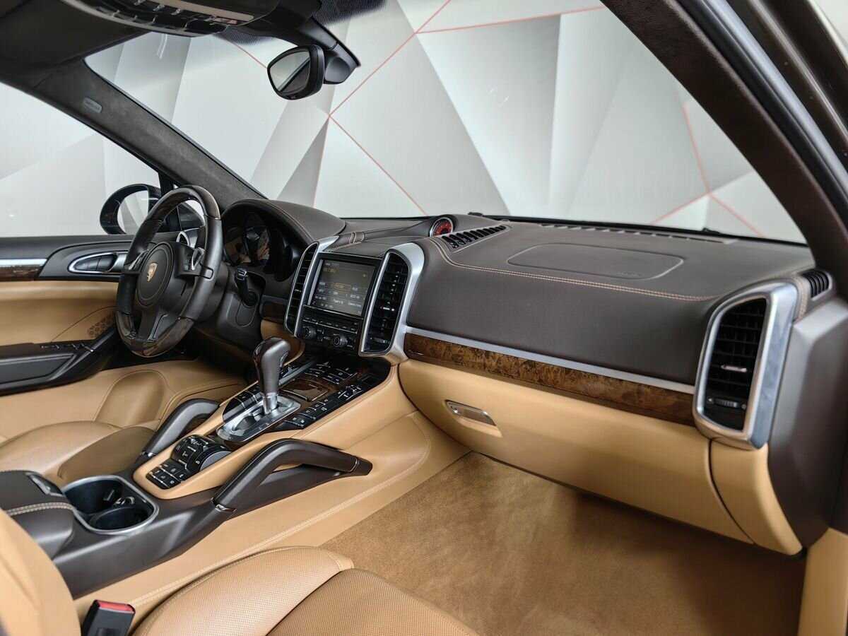 Купить Porsche Cayenne с пробегом. Фото: #8