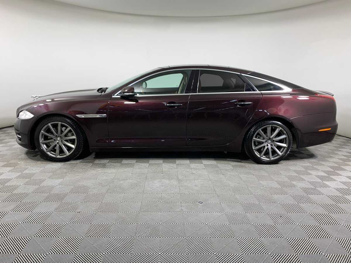 Купить Jaguar XJ с пробегом. Фото: #7