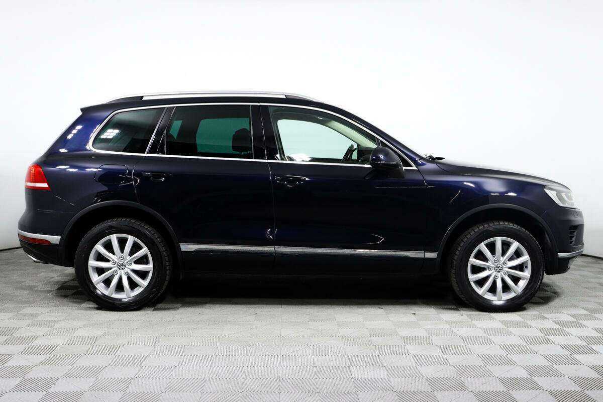 Купить Volkswagen Touareg с пробегом. Фото: #3