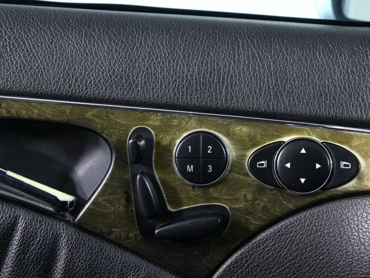 Купить Mercedes-Benz E-Класс с пробегом. Фото: #15