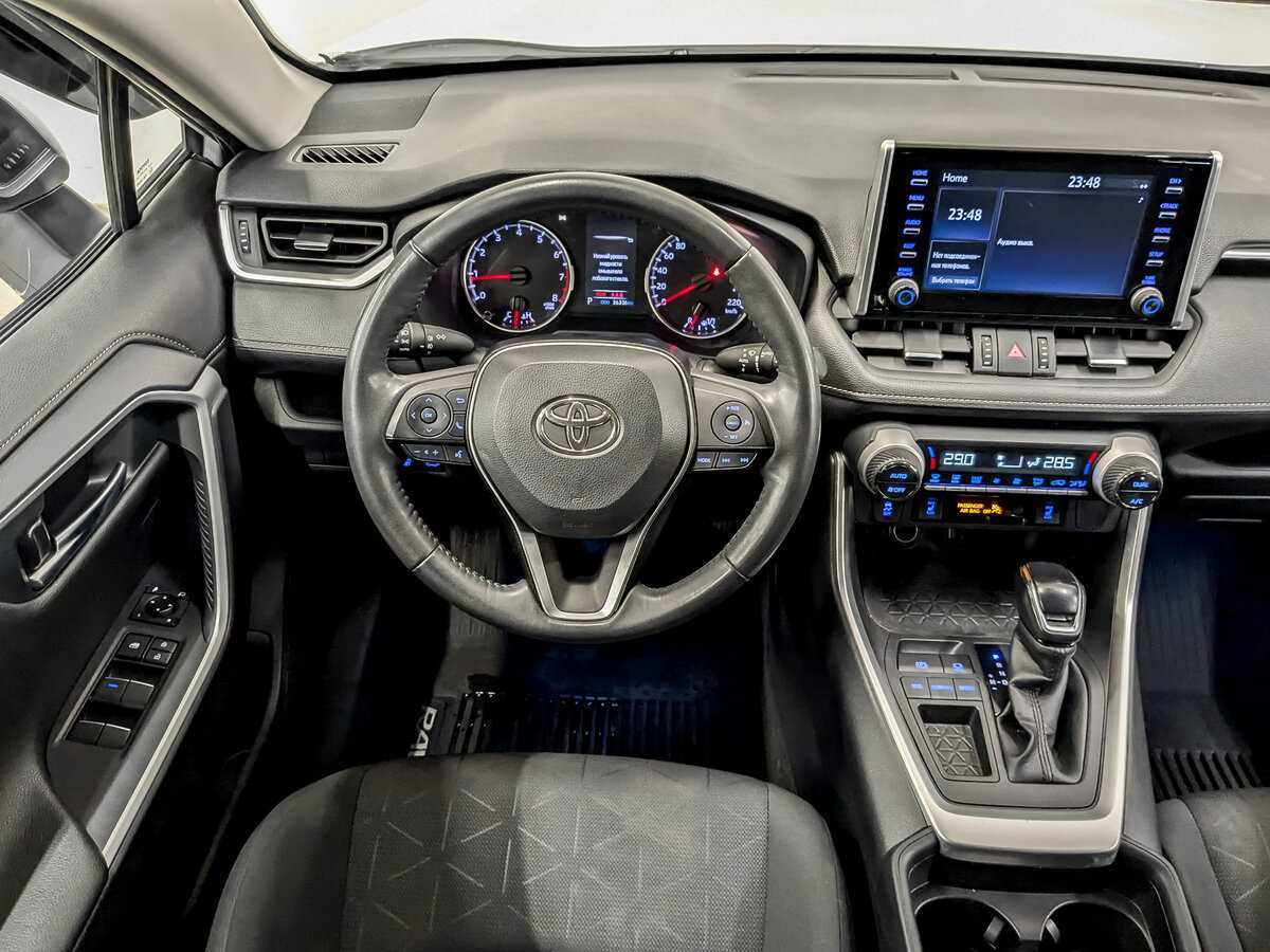 Купить Toyota RAV4 с пробегом. Фото: #25