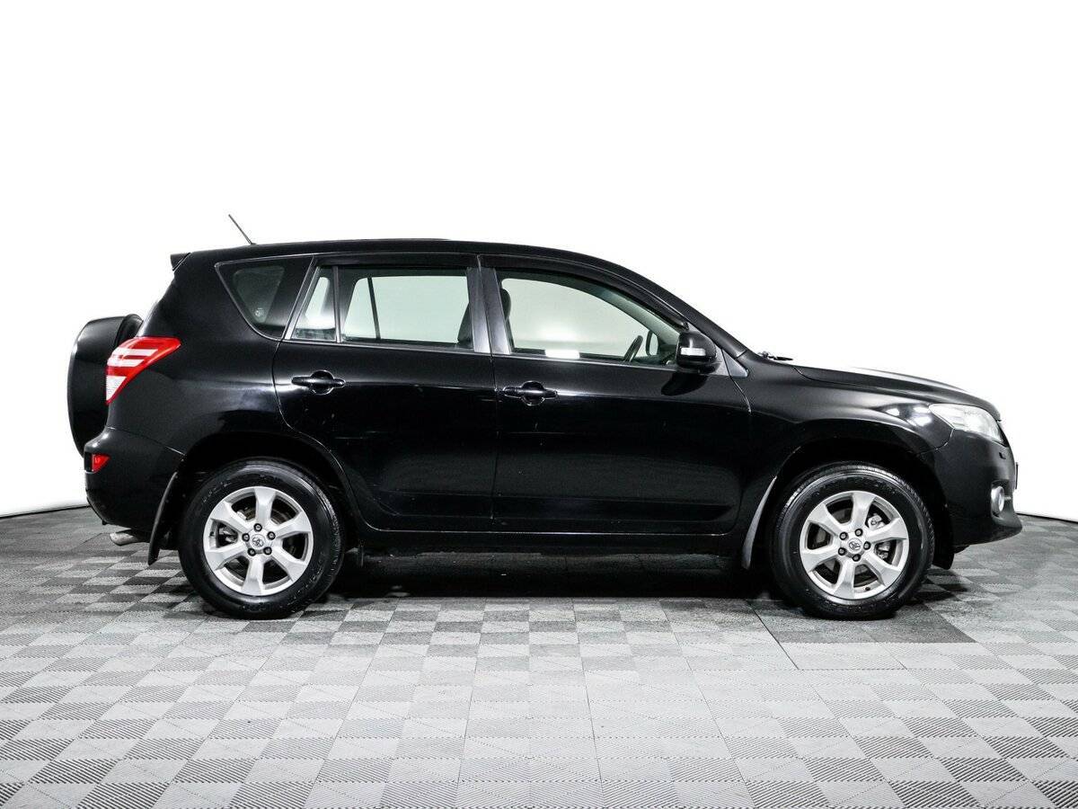 Купить Toyota RAV4 с пробегом. Фото: #3