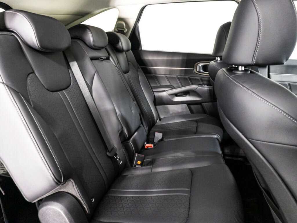 Купить Kia Sorento с пробегом. Фото: #26