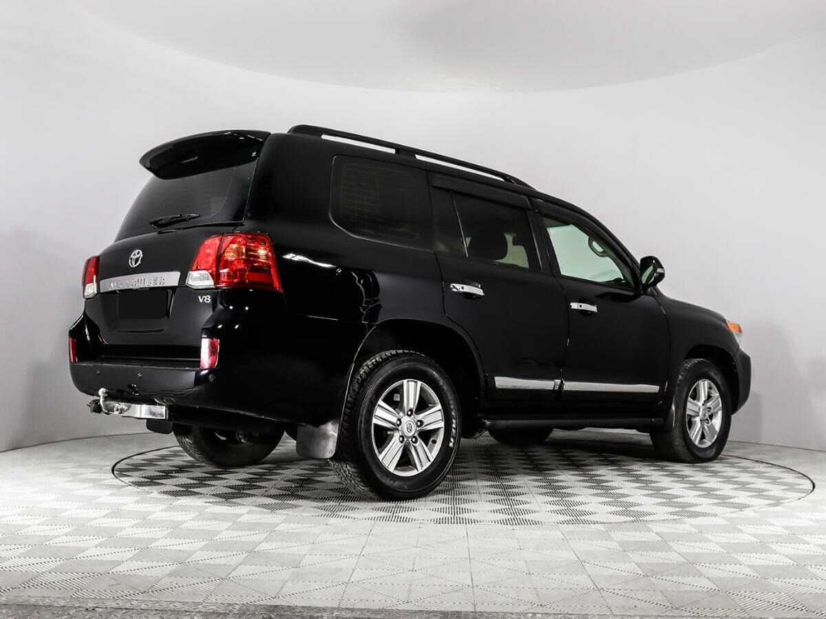 Купить Toyota Land Cruiser с пробегом. Фото: #4