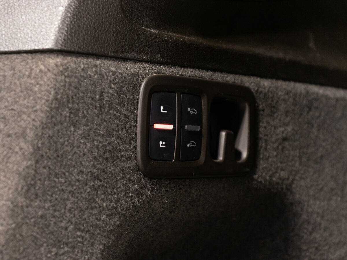 Купить Audi Q7 с пробегом. Фото: #16