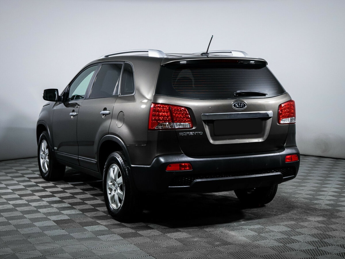 Купить Kia Sorento с пробегом. Фото: #6