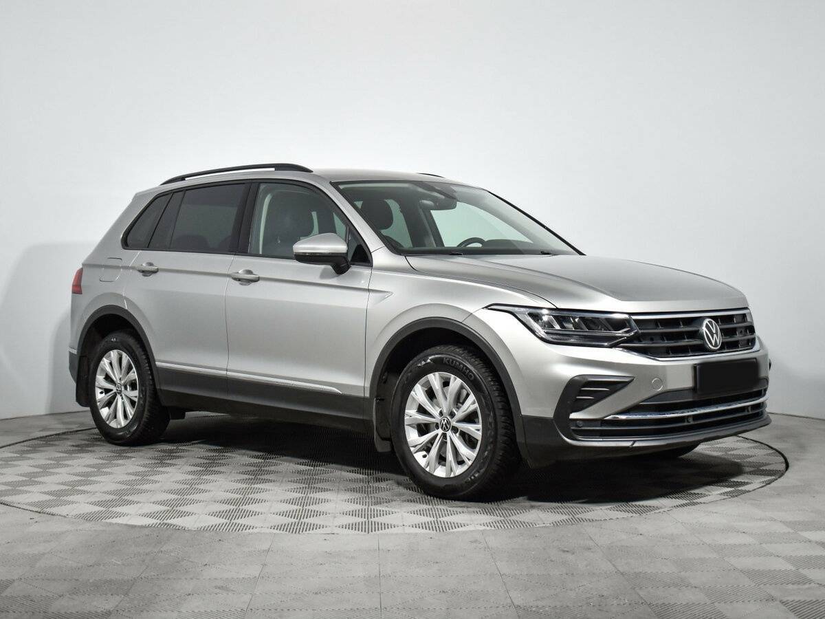 Купить Volkswagen Tiguan с пробегом. Фото: #2