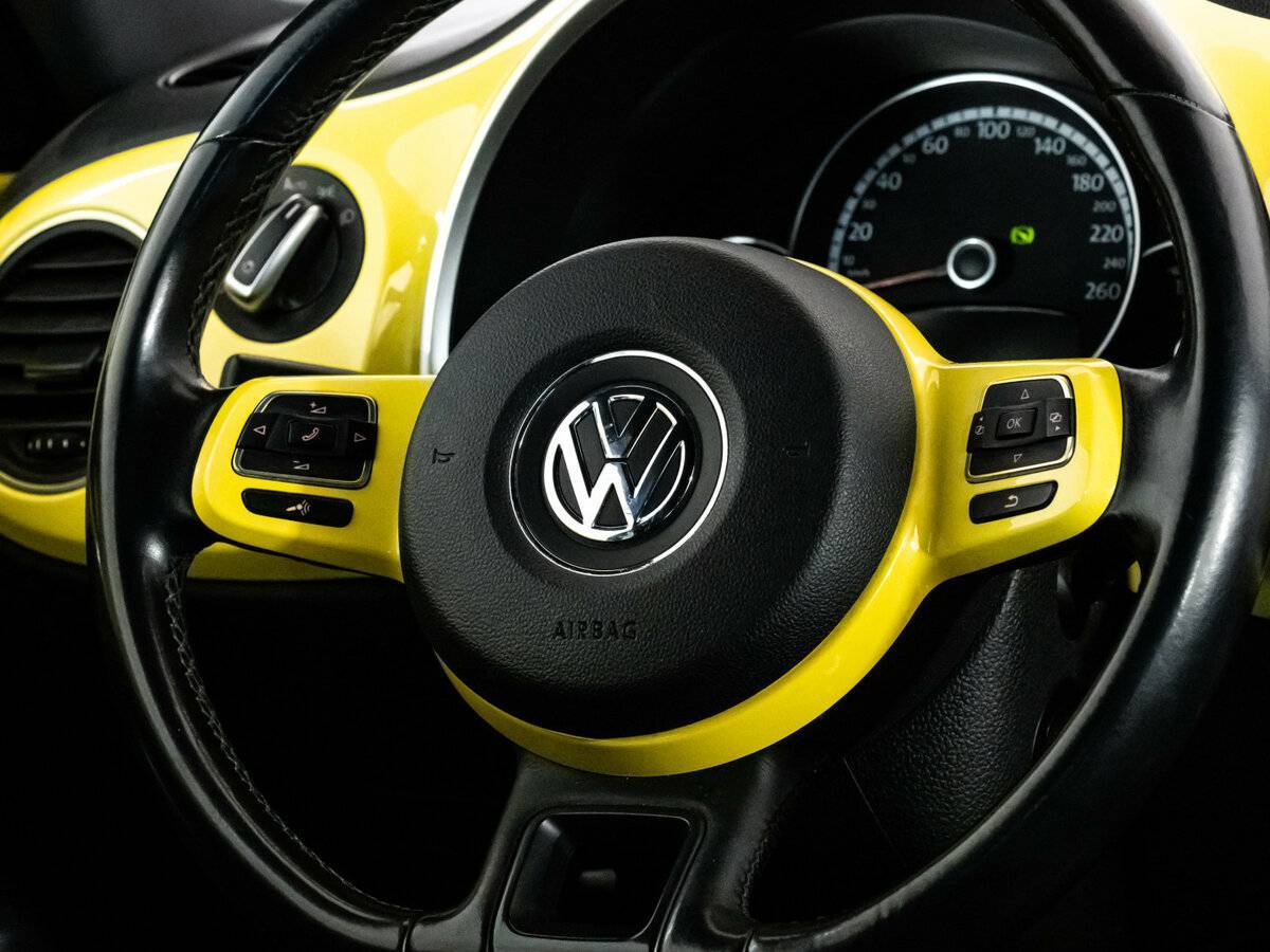 Купить Volkswagen Beetle с пробегом. Фото: #13