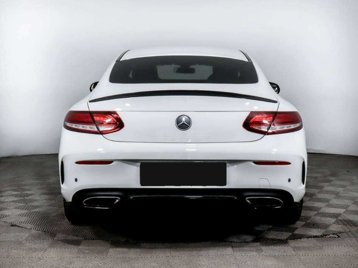 Купить Mercedes-Benz C-Класс с пробегом. Фото: #4