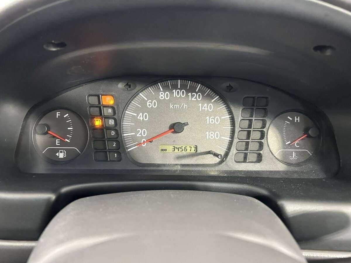 Купить Nissan Sunny с пробегом. Фото: #10