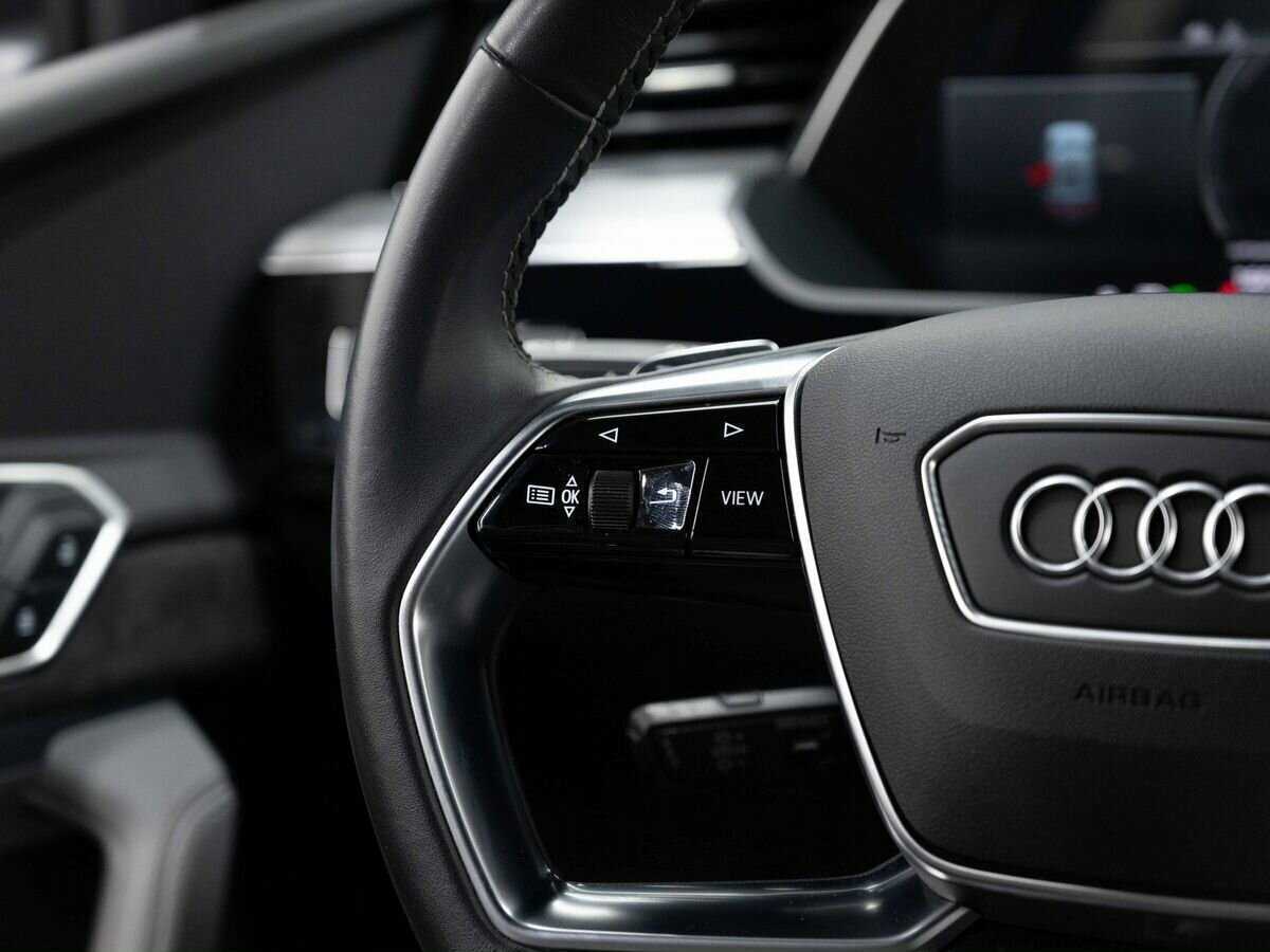 Купить Audi e-tron с пробегом. Фото: #15