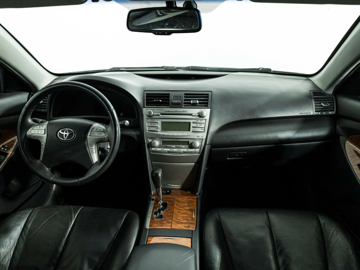 Купить Toyota Camry с пробегом. Фото: #10