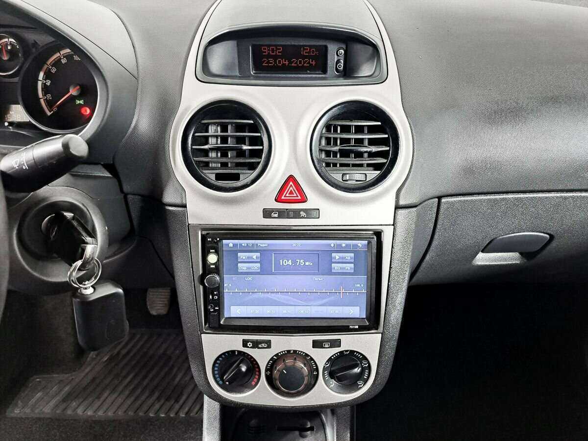 Купить Opel Corsa с пробегом. Фото: #10