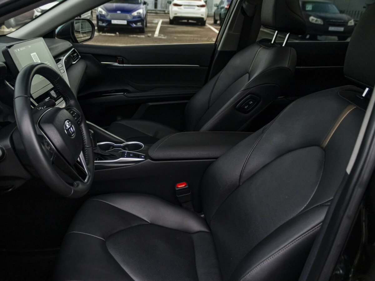 Купить Toyota Camry с пробегом. Фото: #10