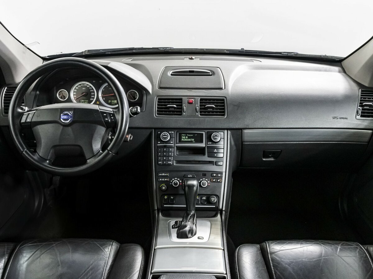 Купить Volvo XC90 с пробегом. Фото: #10