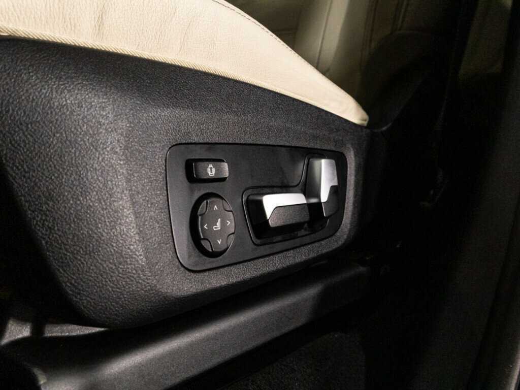 Купить BMW X3 с пробегом. Фото: #17