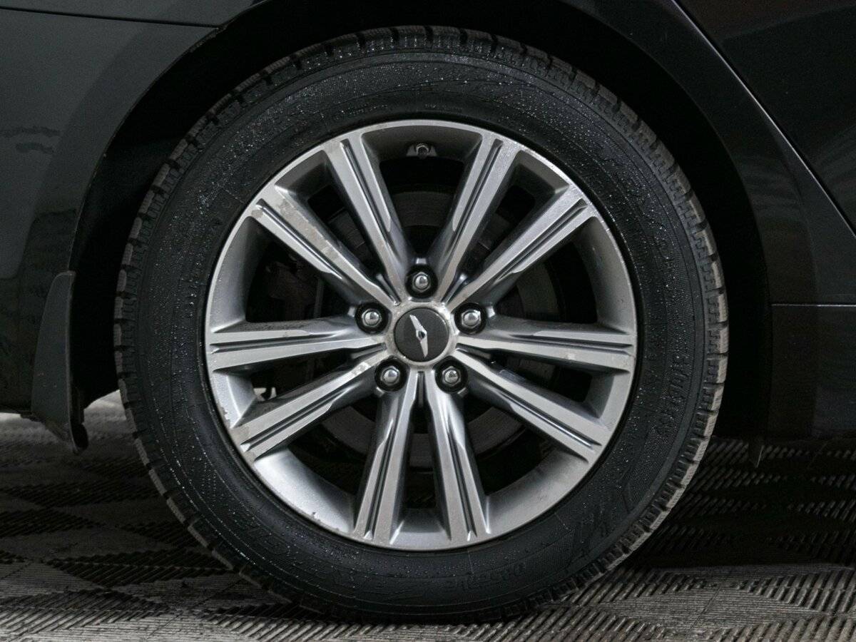 Купить Genesis G80 с пробегом. Фото: #19