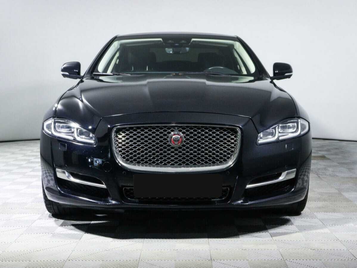 Купить Jaguar XJ с пробегом. Фото: #1