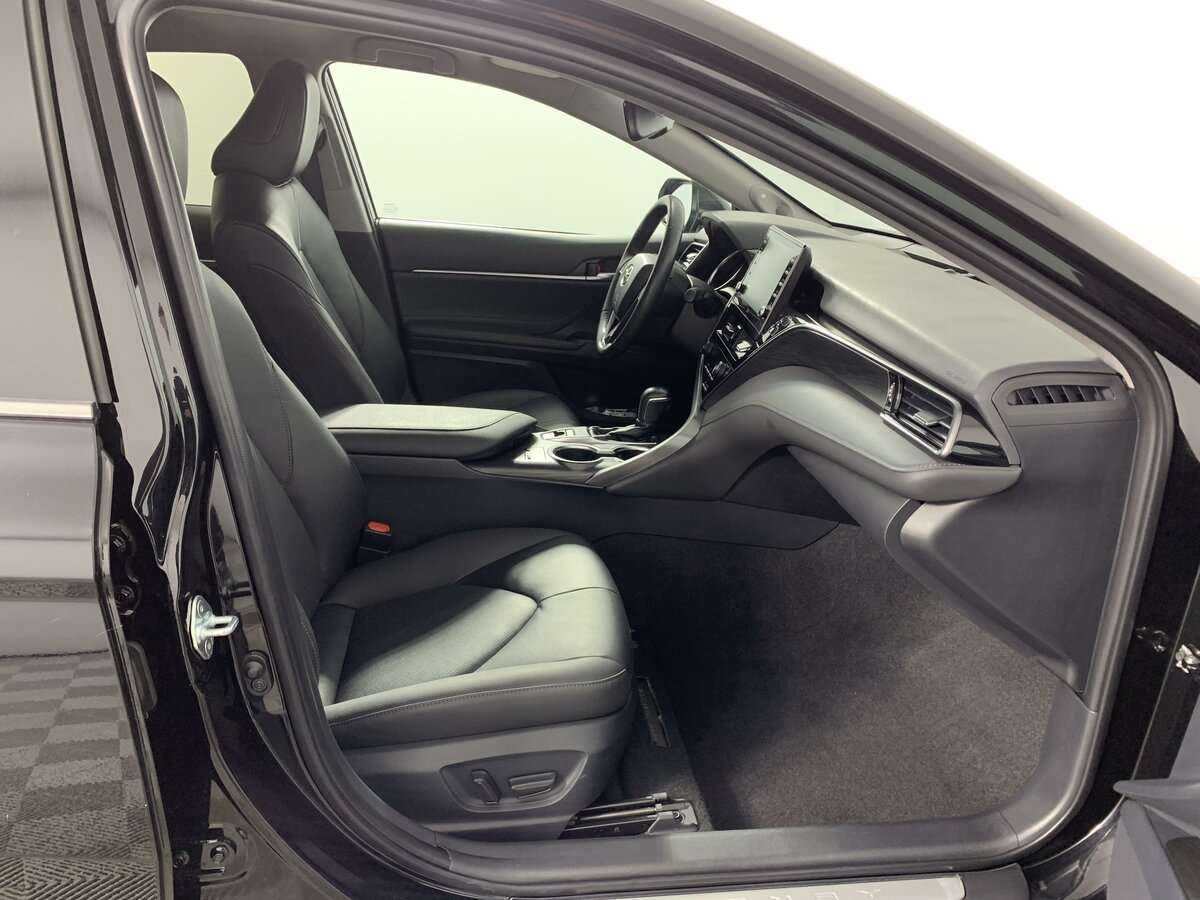 Купить Toyota Camry с пробегом. Фото: #12