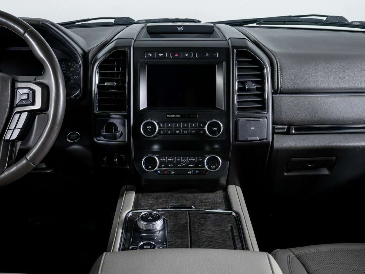 Купить Ford Expedition с пробегом. Фото: #12