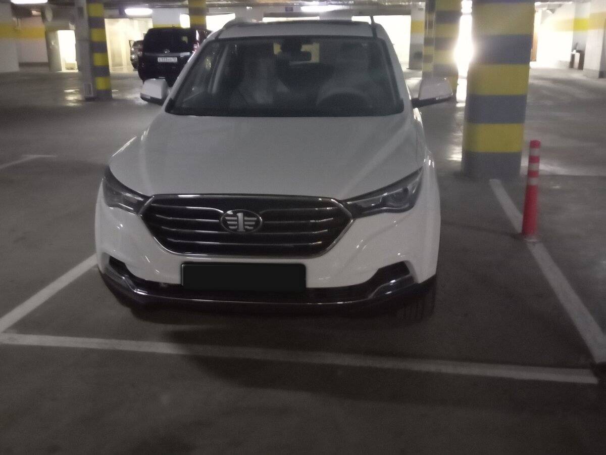 Купить FAW Besturn X40 с пробегом. Посмотреть фото