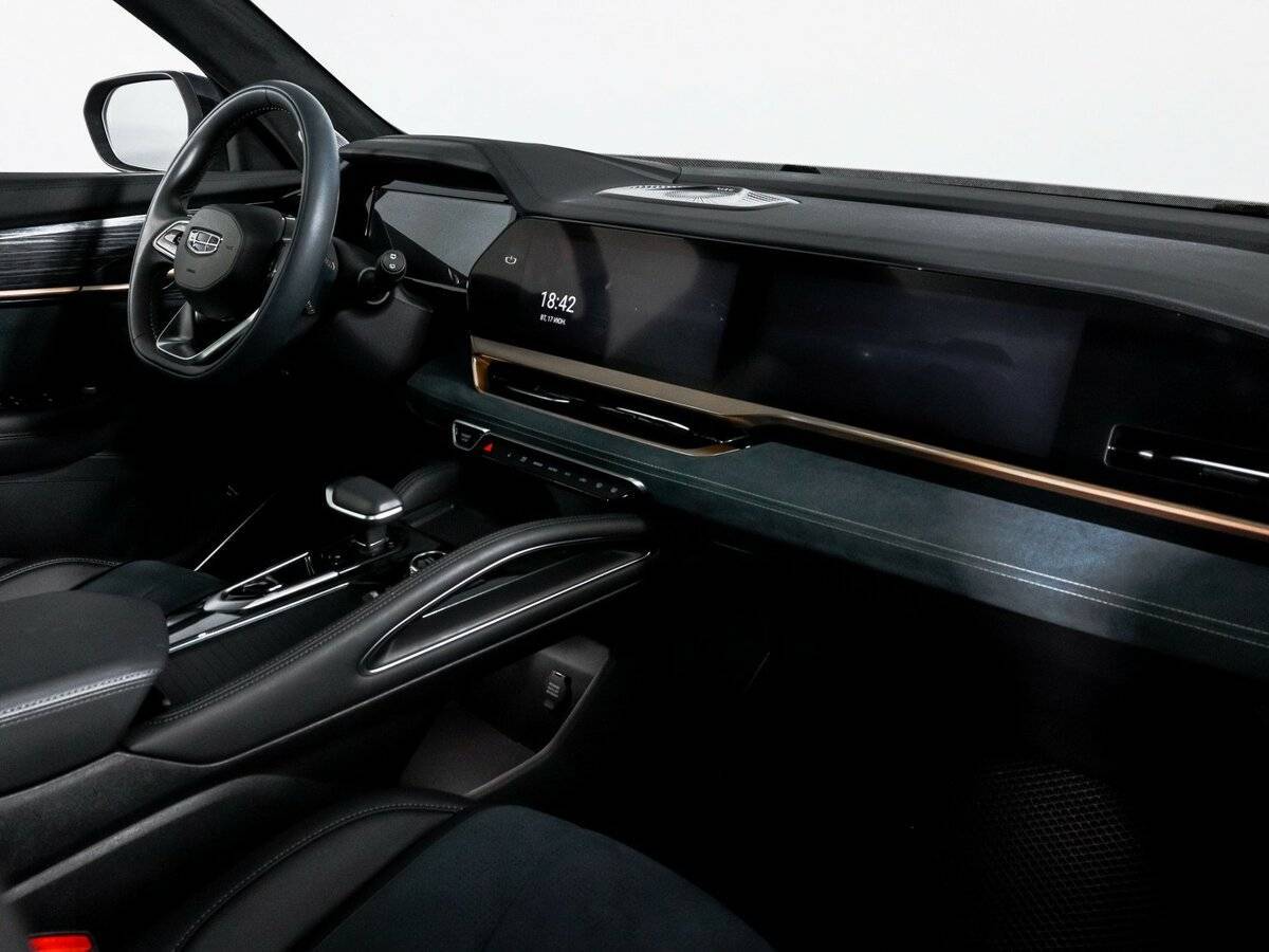 Купить Geely Monjaro с пробегом. Фото: #8