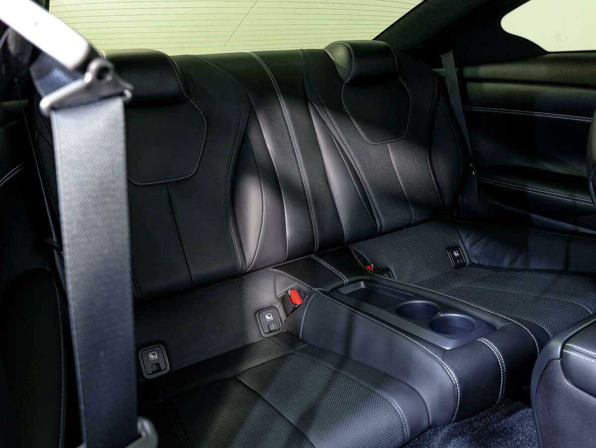 Купить Infiniti Q60 с пробегом. Фото: #10
