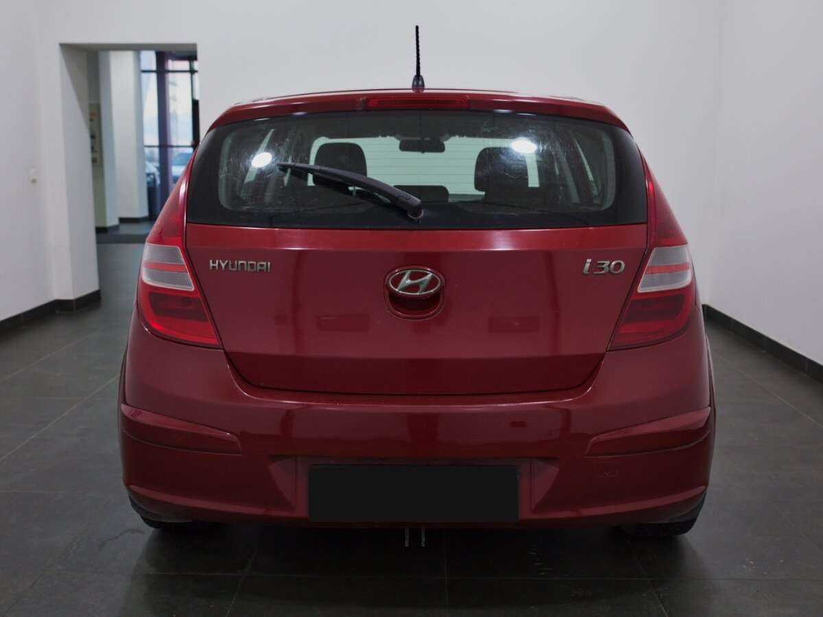 Купить Hyundai i30 с пробегом. Фото: #4