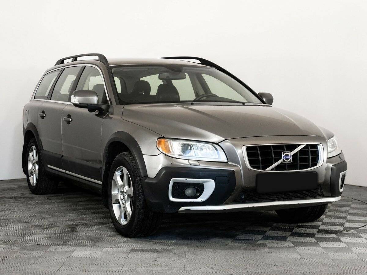 Купить Volvo XC70 с пробегом. Фото: #2