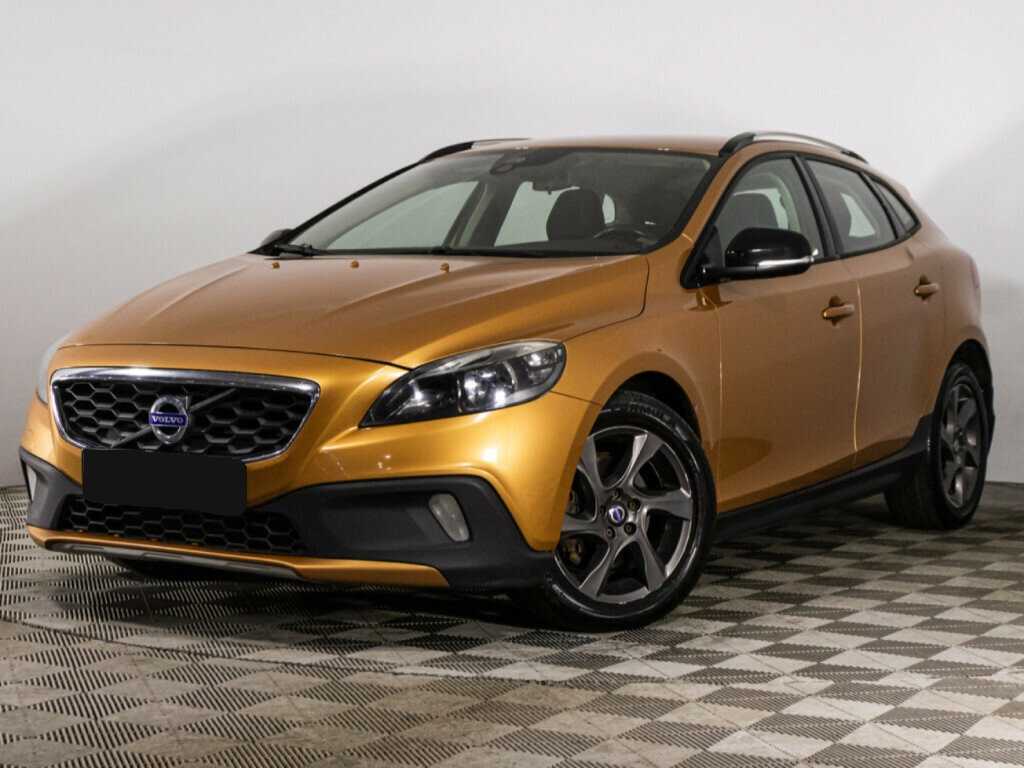 Купить Volvo V40 Cross Country с пробегом. Посмотреть фото
