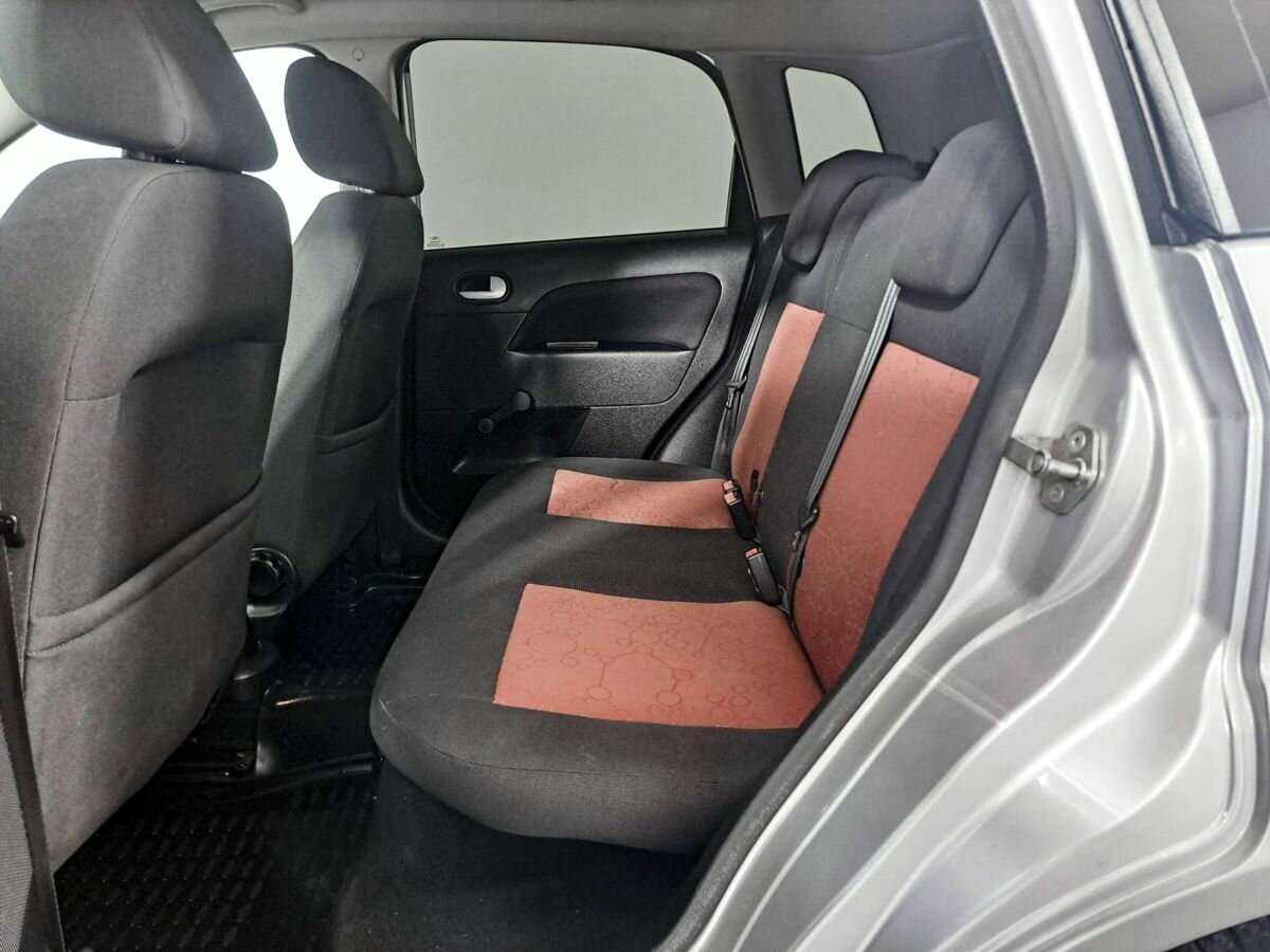 Купить Ford Fiesta с пробегом. Фото: #9
