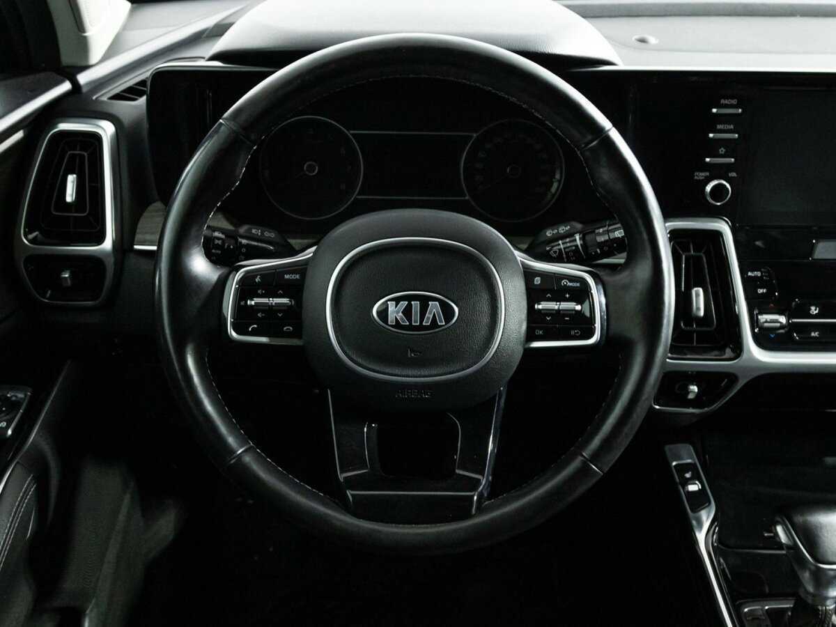 Купить Kia Sorento с пробегом. Фото: #22
