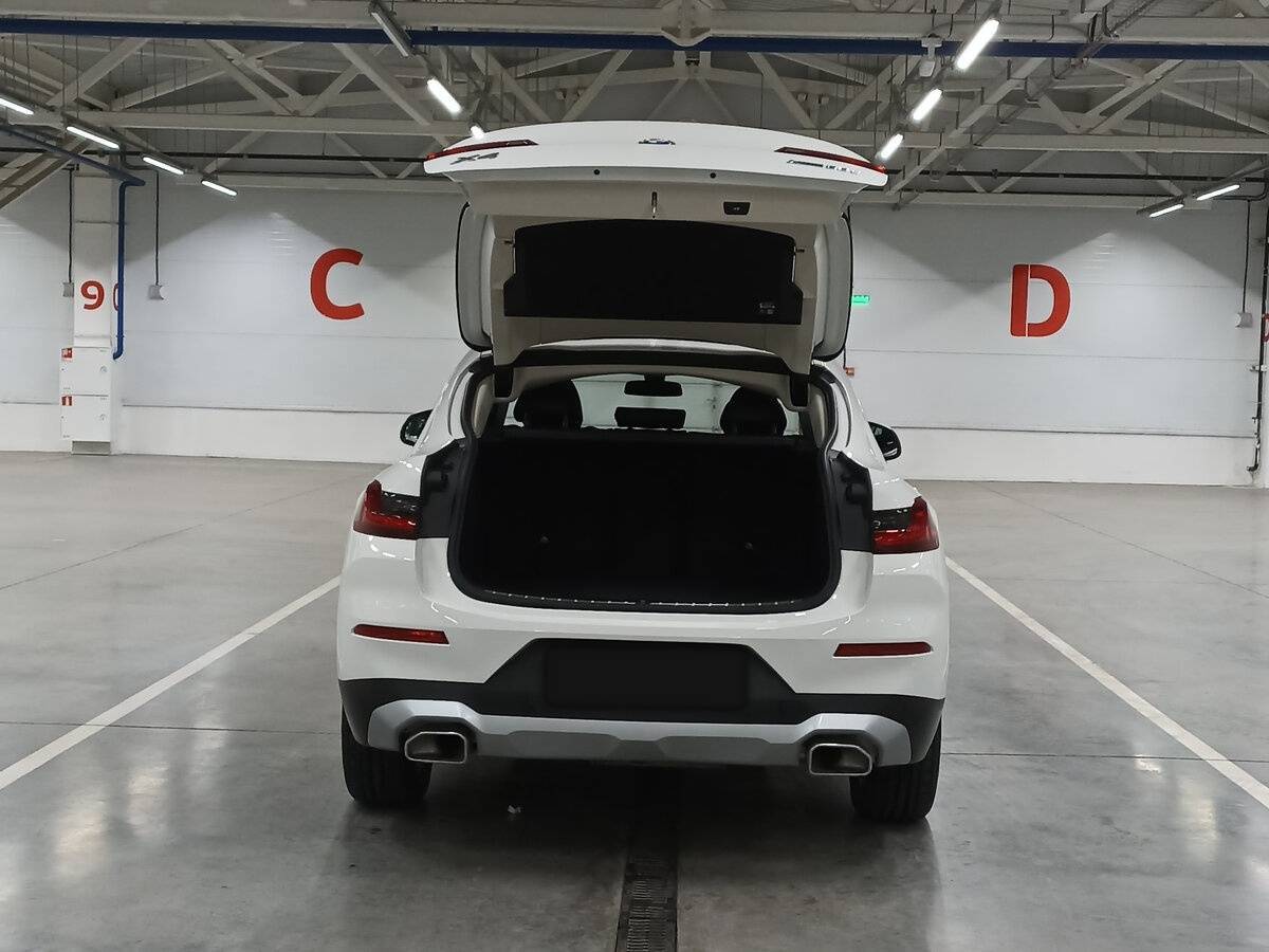 Купить BMW X4 с пробегом. Фото: #9