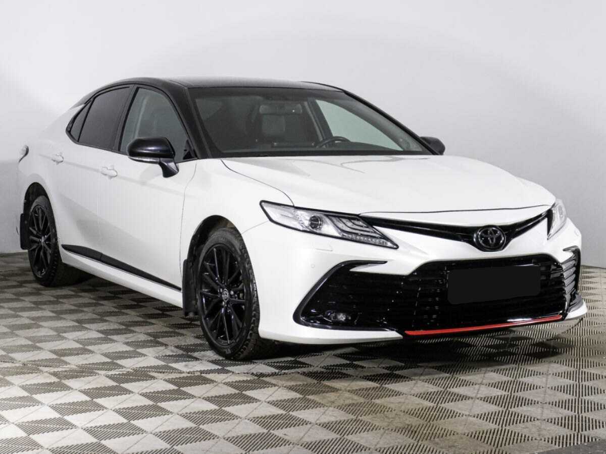 Купить Toyota Camry с пробегом. Фото: #2