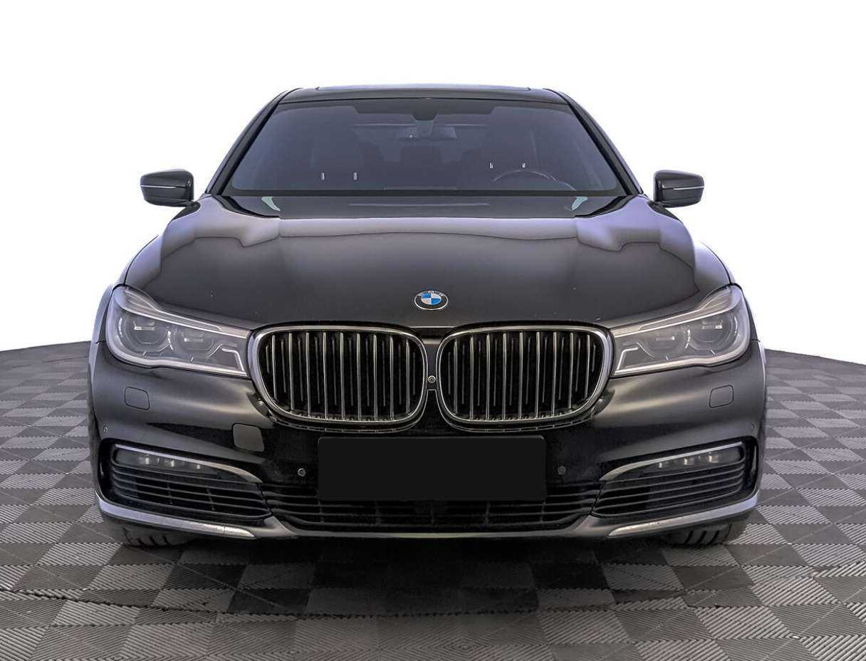 Купить BMW 7 серии с пробегом. Фото: #1