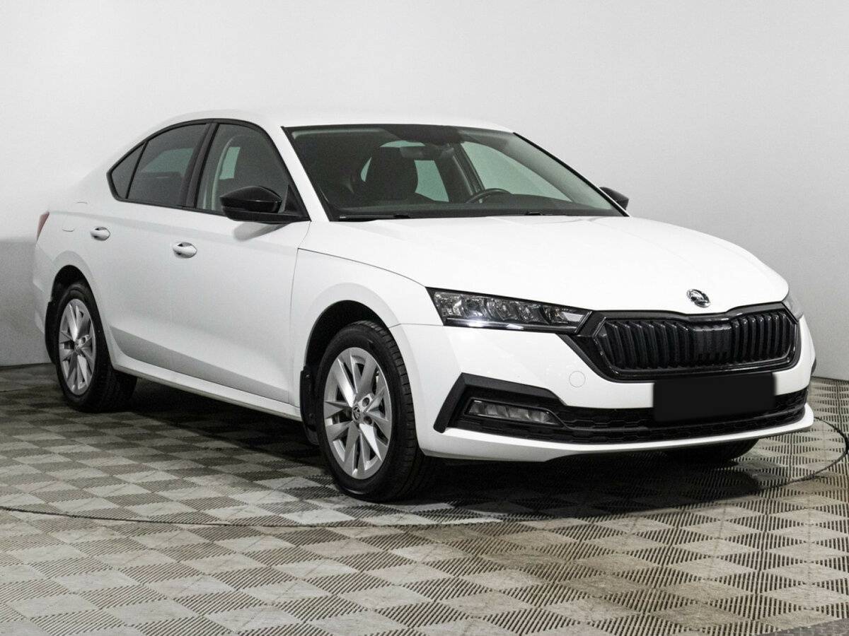 Купить Skoda Octavia с пробегом. Фото: #2
