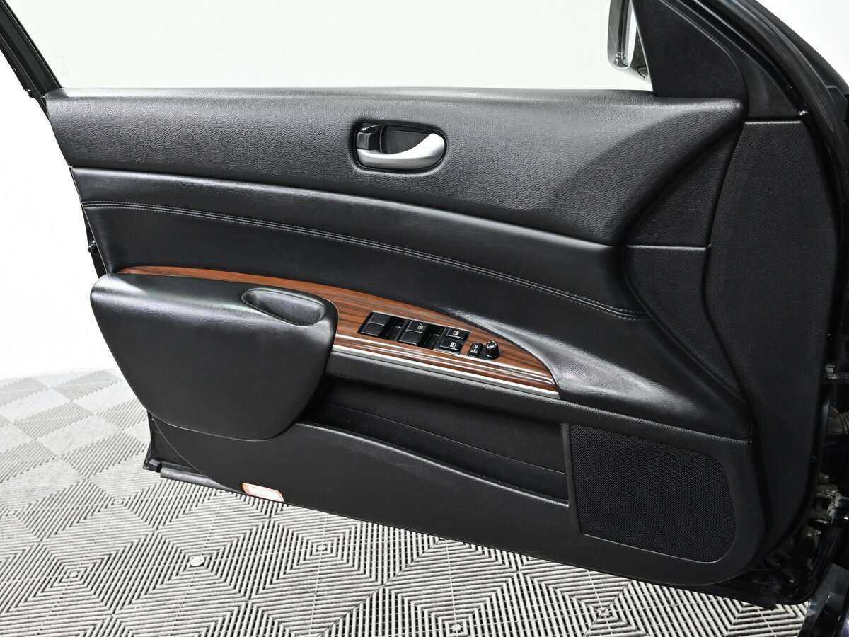 Купить Nissan Teana с пробегом. Фото: #14