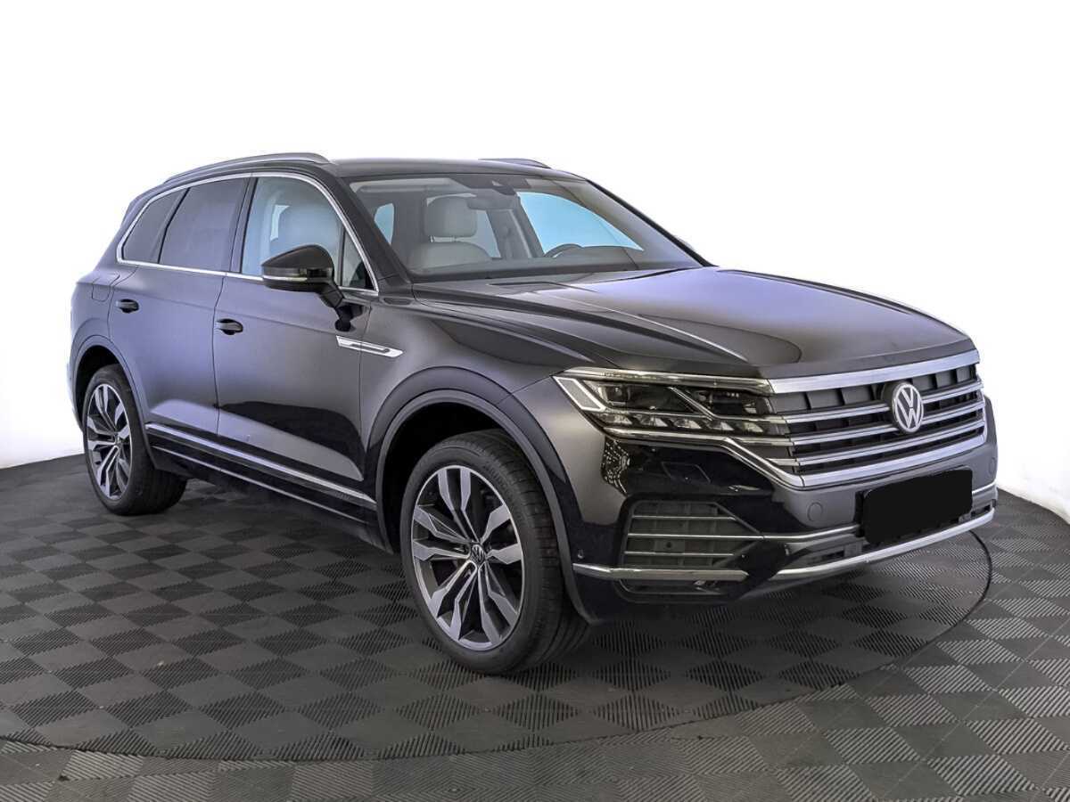 Купить Volkswagen Touareg с пробегом. Фото: #2